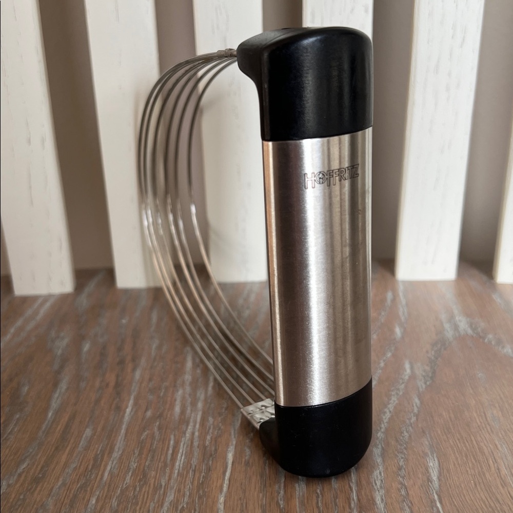 9 Kitchen Utensils - Picture 2 of 9